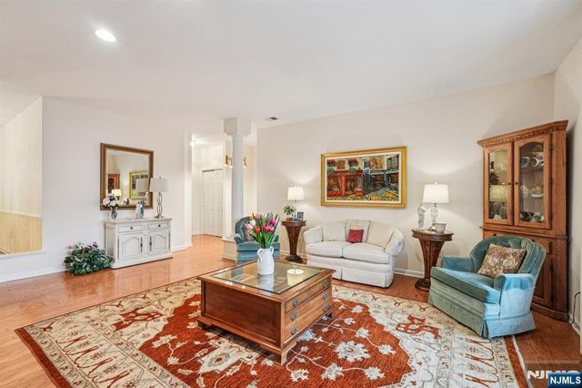 1209 Holly Lane 141, Cedar Grove, NJ 07009