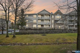 1209 Holly Lane 141, Cedar Grove, NJ 07009