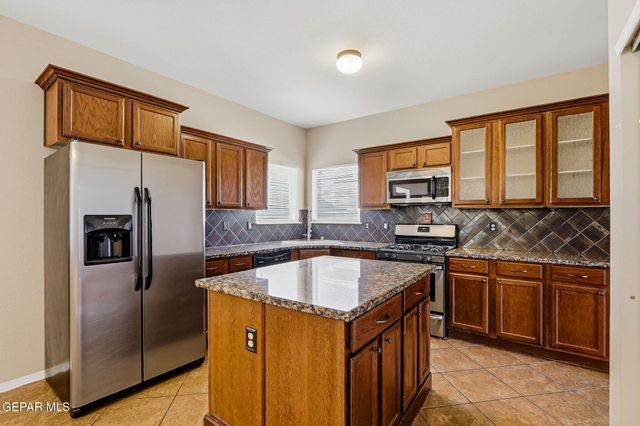 3165 SARINA Circle, El Paso, TX 79938