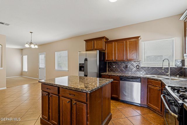 3165 SARINA Circle, El Paso, TX 79938