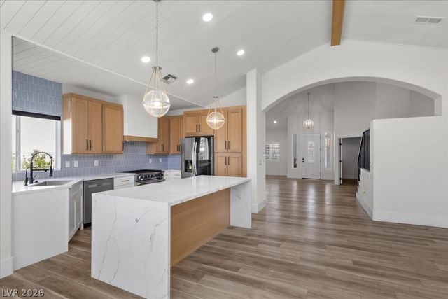 8120 Pacific Cove Drive, Las Vegas, NV 89128