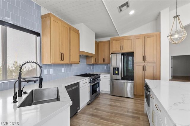 8120 Pacific Cove Drive, Las Vegas, NV 89128