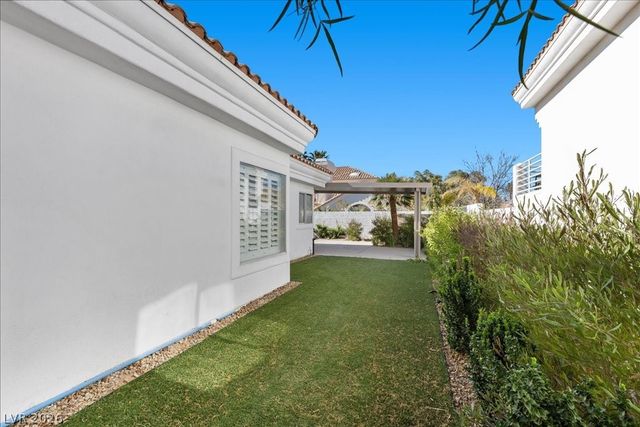 8120 Pacific Cove Drive, Las Vegas, NV 89128