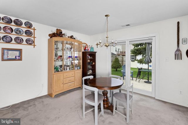 47 GREENBROOK DR, Columbus, NJ 08022