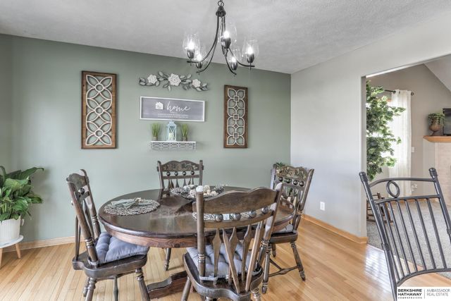 7856 S 155 Avenue, Omaha, NE 68138