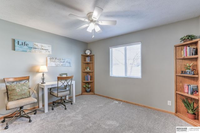 7856 S 155 Avenue, Omaha, NE 68138