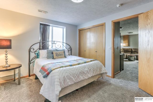 7856 S 155 Avenue, Omaha, NE 68138