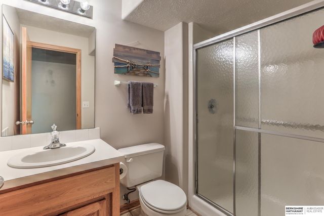 7856 S 155 Avenue, Omaha, NE 68138