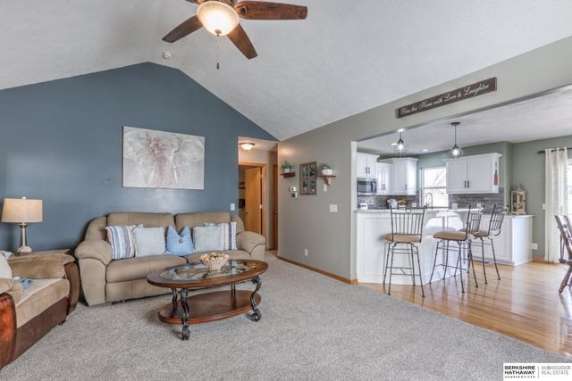 7856 S 155 Avenue, Omaha, NE 68138