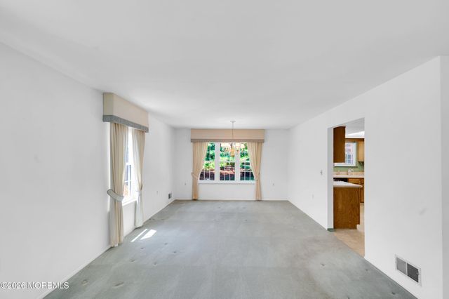 14 Sheffield Drive, Lacey, NJ 08734