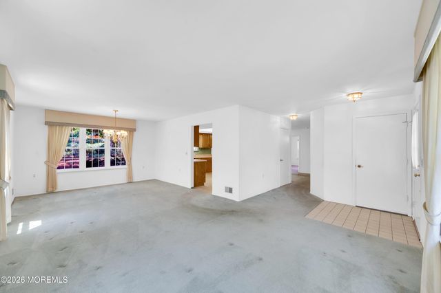 14 Sheffield Drive, Lacey, NJ 08734