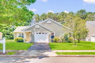14 Sheffield Drive, Lacey, NJ 08734
