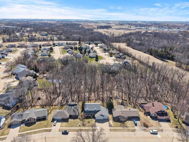 1349 EDGEWOOD DRIVE, Kaukauna, WI 54130