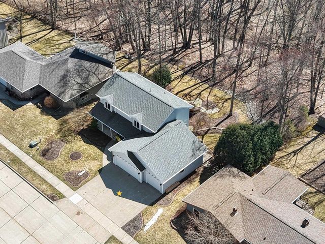 1349 EDGEWOOD DRIVE, Kaukauna, WI 54130