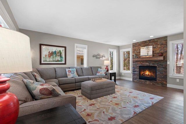 1349 EDGEWOOD DRIVE, Kaukauna, WI 54130