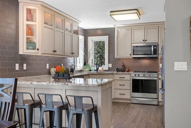1349 EDGEWOOD DRIVE, Kaukauna, WI 54130