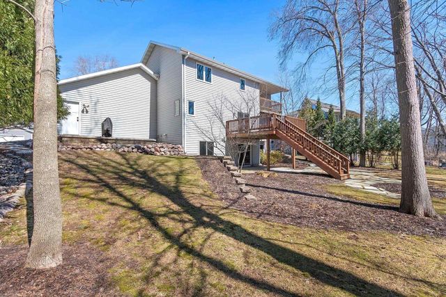 1349 EDGEWOOD DRIVE, Kaukauna, WI 54130