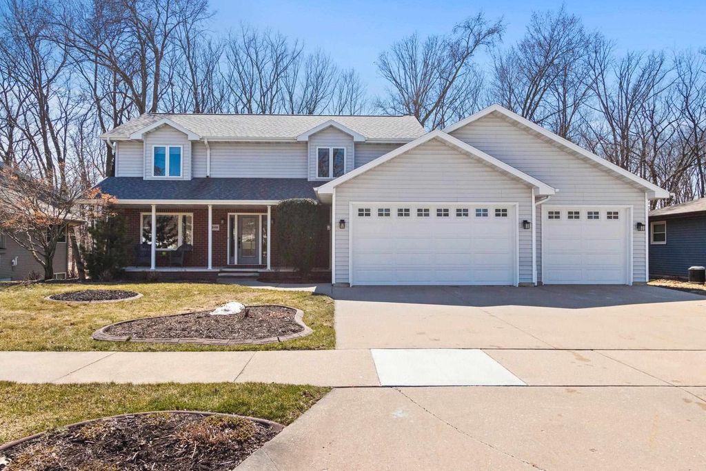 1349 EDGEWOOD DRIVE, Kaukauna, WI 54130
