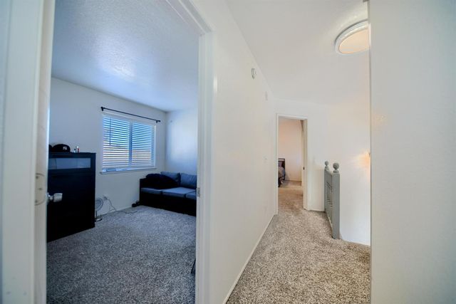 719 Summit Lakes Way, Galt, CA 95632