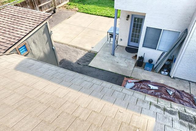 719 Summit Lakes Way, Galt, CA 95632