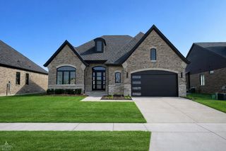 13970 Quail View Drive Drive, Washington Twp, MI 48094
