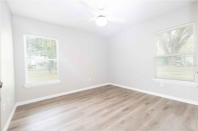 306 E GEORGIA AVENUE, Bushnell, FL 33513