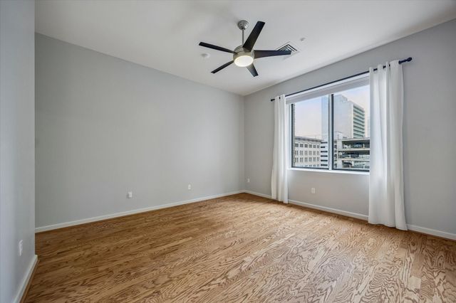 914 Main Street 910, Houston, TX 77002