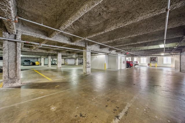 914 Main Street 910, Houston, TX 77002