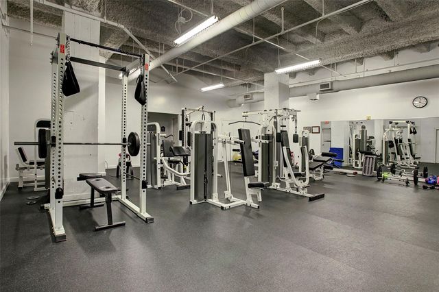 914 Main Street 910, Houston, TX 77002