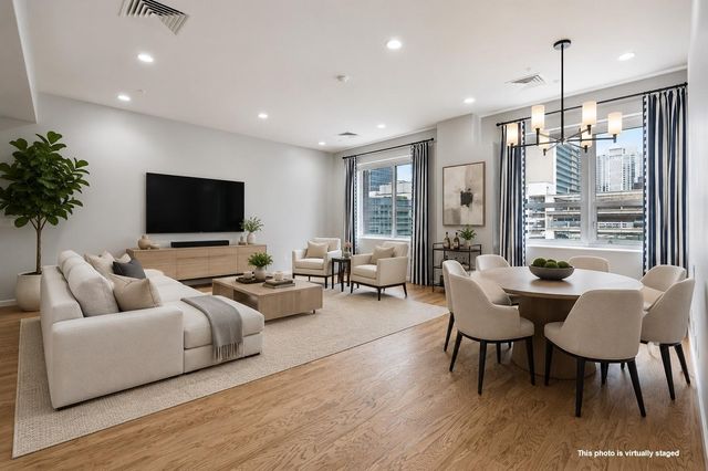 914 Main Street 910, Houston, TX 77002