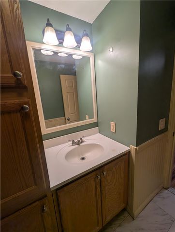 117 John Street 44, Lincoln, RI 02865