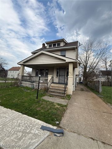 871 E 129th Street, Cleveland, OH 44108