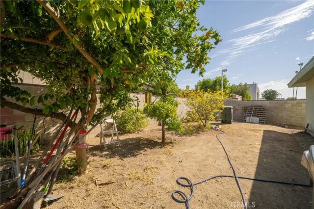 527 E Maple, Monrovia, CA 91016