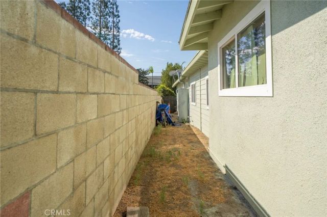 527 E Maple, Monrovia, CA 91016