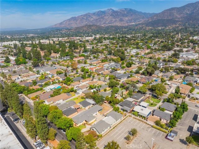 527 E Maple, Monrovia, CA 91016