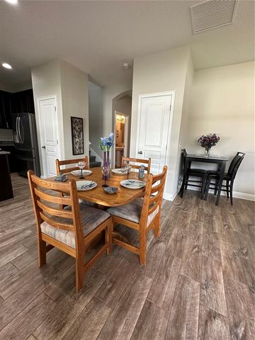 3313 W WALNUT STREET, Tampa, FL 33607