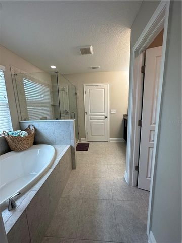 3313 W WALNUT STREET, Tampa, FL 33607