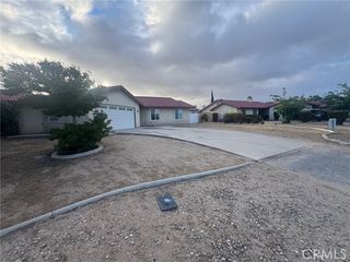 10333 Tamarisk Avenue, Hesperia, CA 92345