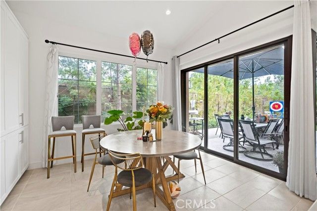 112 San Benito, Irvine, CA 92618