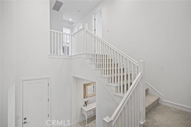 112 San Benito, Irvine, CA 92618