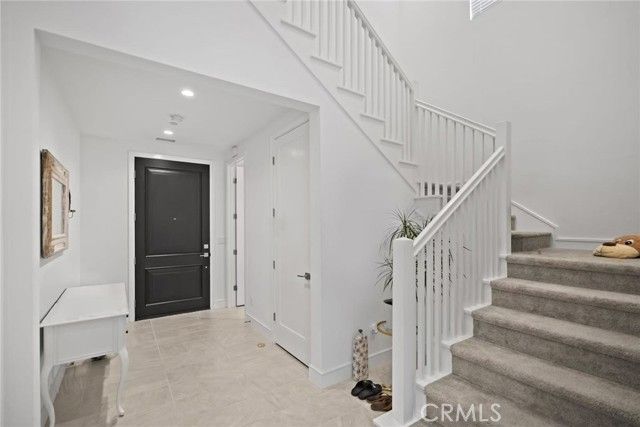 112 San Benito, Irvine, CA 92618