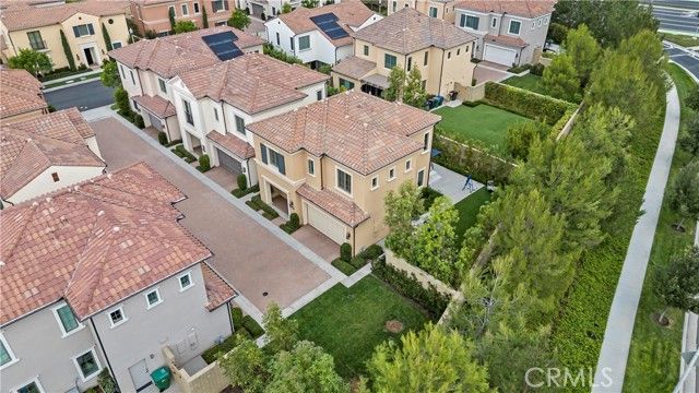 112 San Benito, Irvine, CA 92618