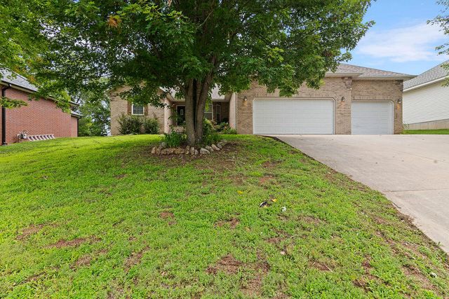 3296 N Eakins Avenue, Springfield, MO 65803