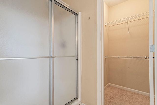 3296 N Eakins Avenue, Springfield, MO 65803