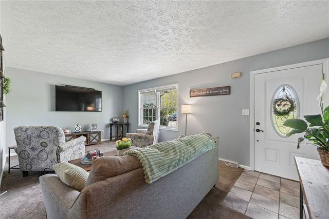 115 Pigeon Creek Rd, Somerset Twp, PA 15330