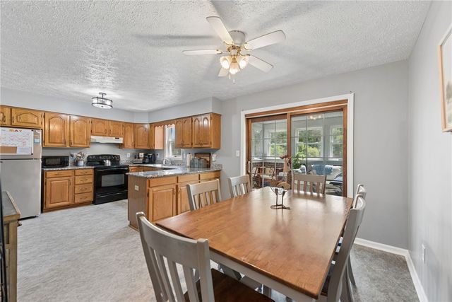 115 Pigeon Creek Rd, Somerset Twp, PA 15330