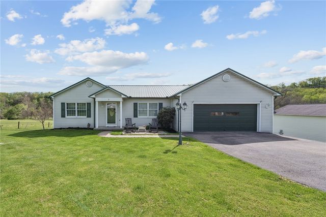 115 Pigeon Creek Rd, Somerset Twp, PA 15330