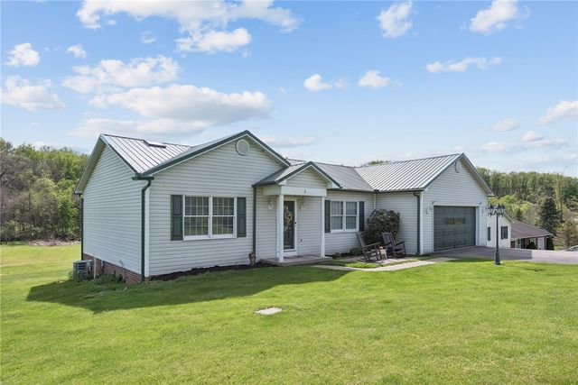 115 Pigeon Creek Rd, Somerset Twp, PA 15330