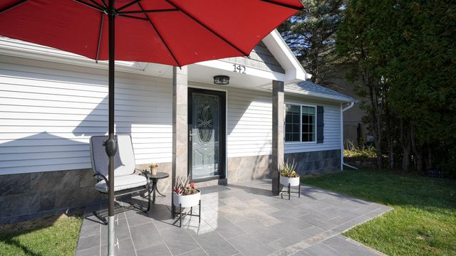 142 Algonquin Park Road, Plattsburgh, NY 12901