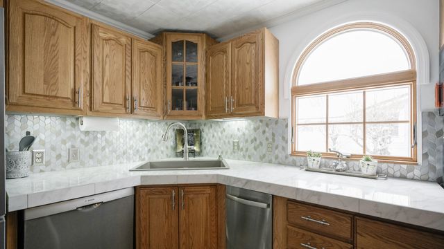 142 Algonquin Park Road, Plattsburgh, NY 12901